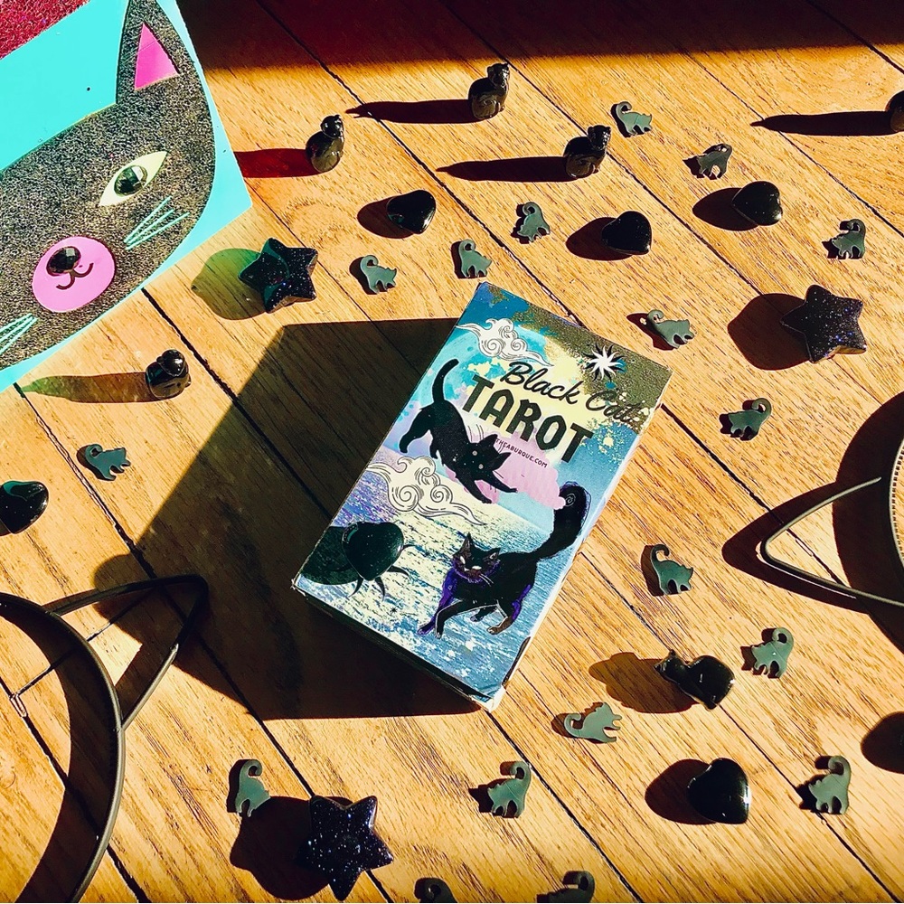 Black Cat Tarot Deck